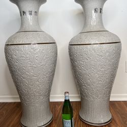 Pair Of Large chinese Vases 