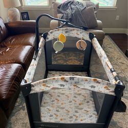 Barely used play pen