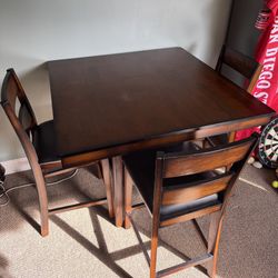 Dining Table With 3 Chairs 
