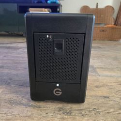 GRAID 24 TB shuttle model with hard drives included