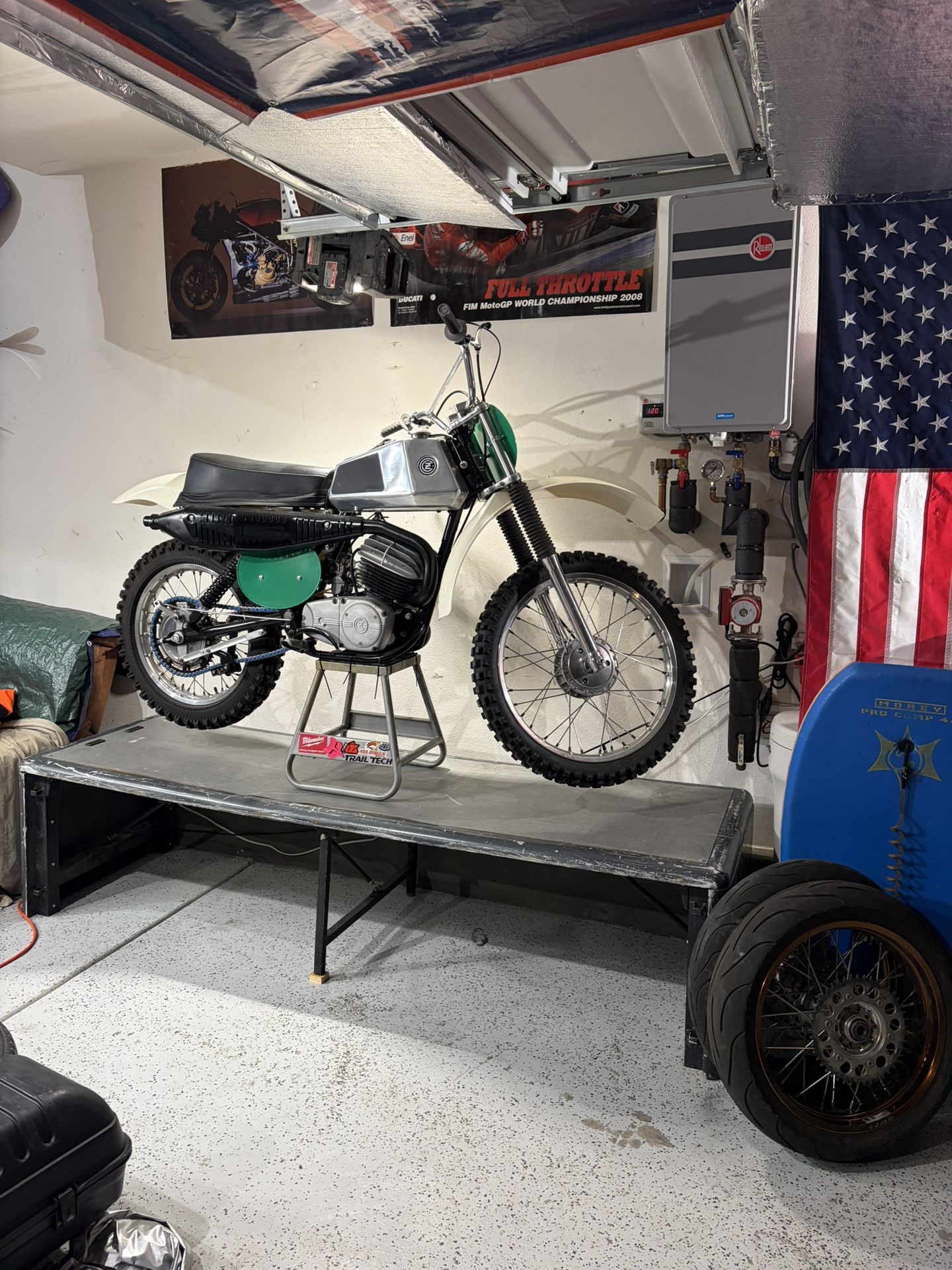 Cz 250 Ruff Country Special