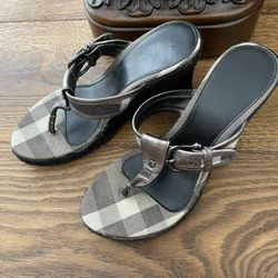  Burberry Sandals Size 6 