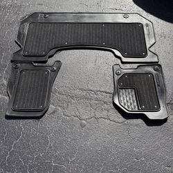 RAM 1500 Limited Floor Mats