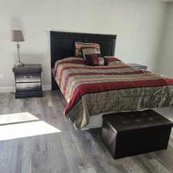 Bed Set With Matching Dresser With Mirror