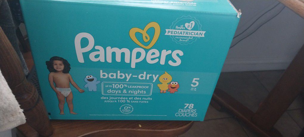 Pampers Size 5 $24 
