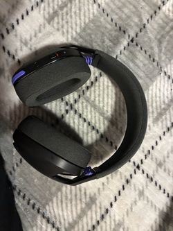 Wireless headset