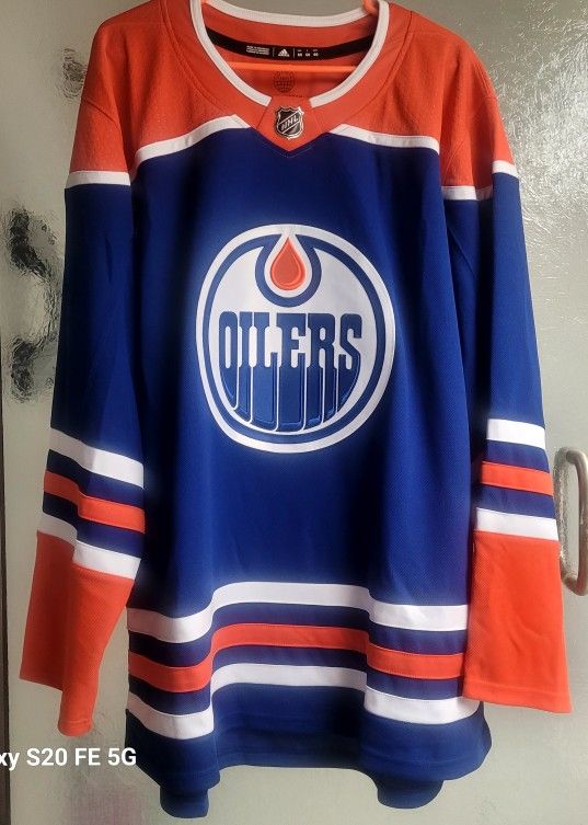 Edmonton Oilers Addias Sz 60 Hockey Jersey.