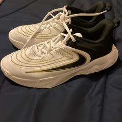 Basketball Shoes 