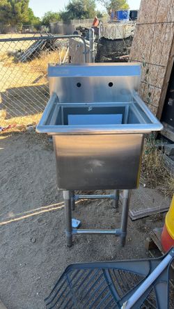 Utility sink