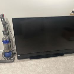 Mitsubishi 65” Projector Tv