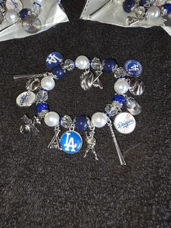 DODGERS CHARM BRACELET BASEBALL FITS ALL ELASTIC BAND FOR KIDS & WOMEN