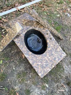 I Have a Beautiful Sink With  Stone 22 By 37 On Good Condition