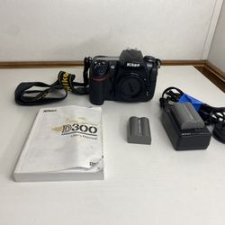 Nikon mirrorless D300 body and battery/charger