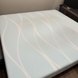 King Tempur-Breeze Mattresses 