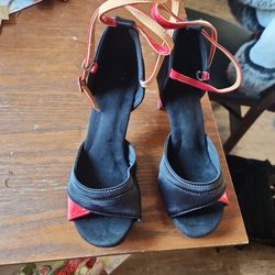 Dancing Shoes 