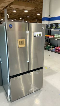 MIDEA 27 cu.ft. Counter Depth French Door Refrigerator with Autofill Water Pitcher $750