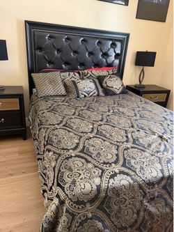 4 piece Queen Bedroom Set