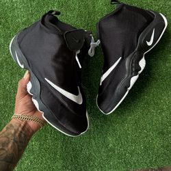 Nike the Glove 