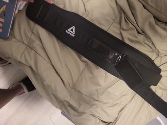 Reebok weight belt black size small