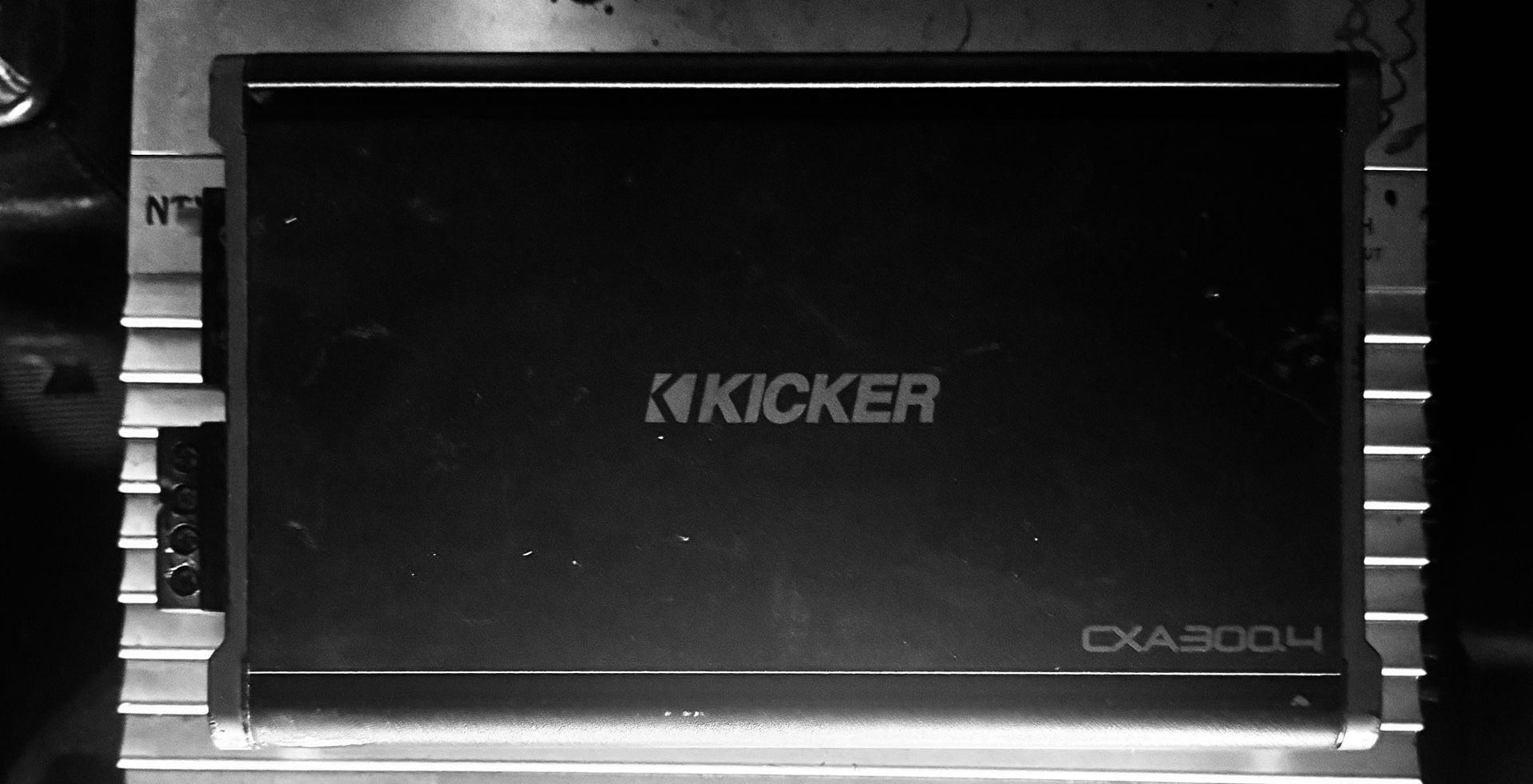 Kicker CXA300.4 Amplifier