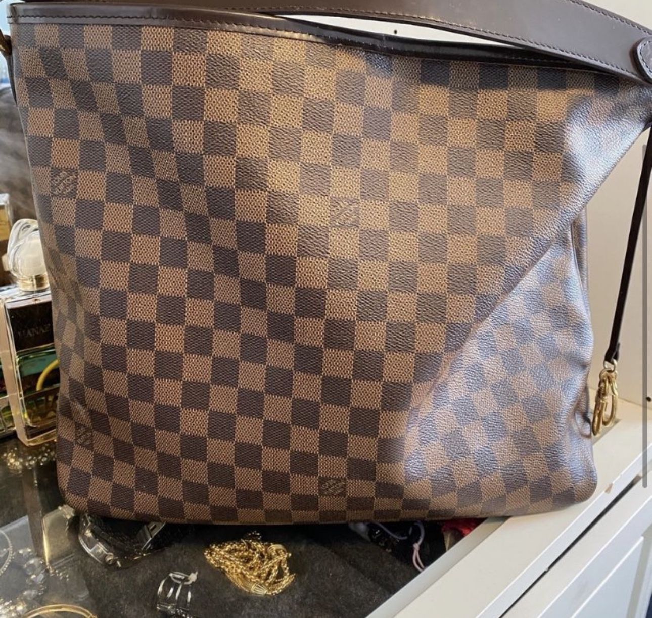 Louis Vuitton Carrying Bag Replica for Sale in Bowie, MD - OfferUp