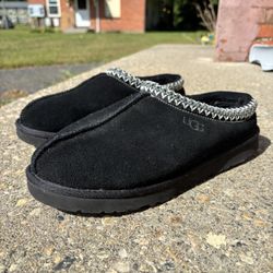 Men’s UGG Tasman Slippers – Size 11 (Black)