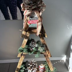 Christmas Tree Beautiful Rustic 3’ Tall Great Gifts $40 Each Or 3 For 100.