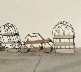 Set of 3 wall shelving units