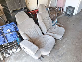 S10 front seats