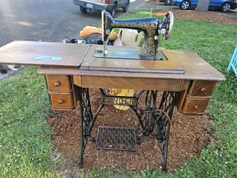 1920's Singer Sewing Machine