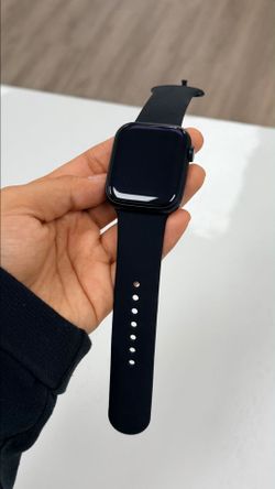 Apple Watch Series 9 45 mm - 90 Day Warranty Included