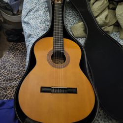 Prelude Guitar With Case Vintage 