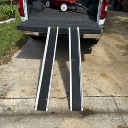 2 Aluminum loading ramps