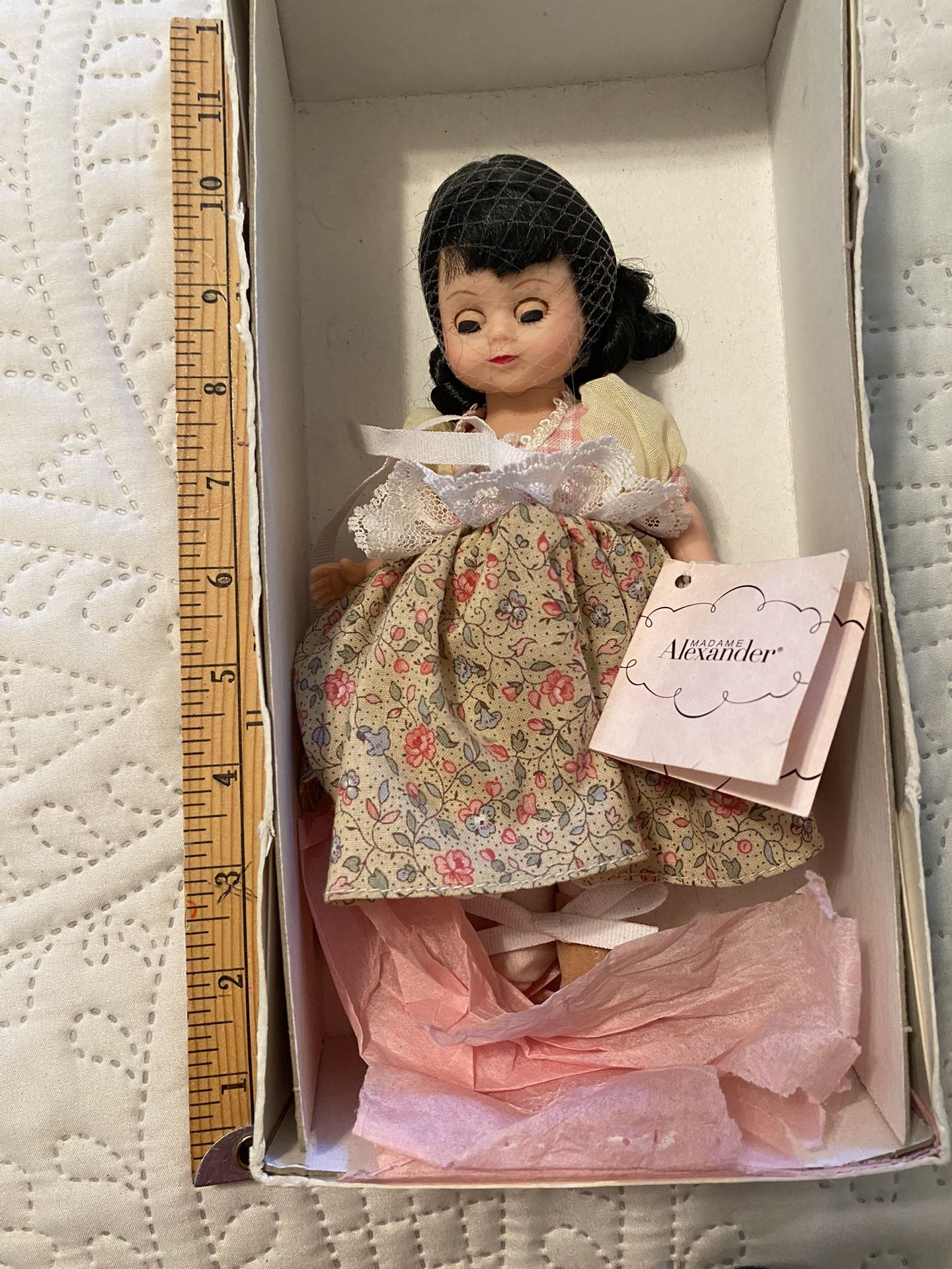 Madame Alexander Doll #34750 “Sweet Story” $15