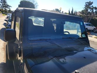 AUTO GLASS