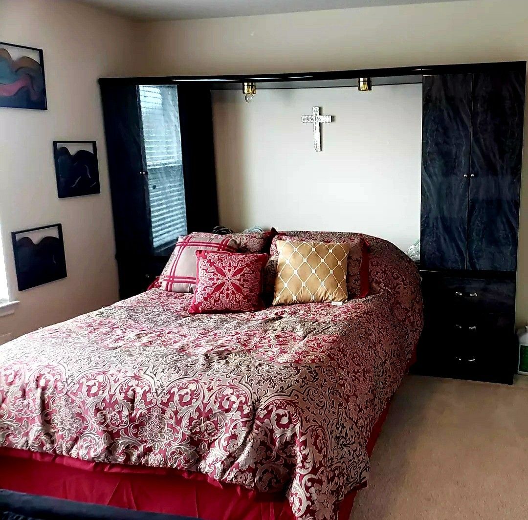 Platform Bedroom set For sale