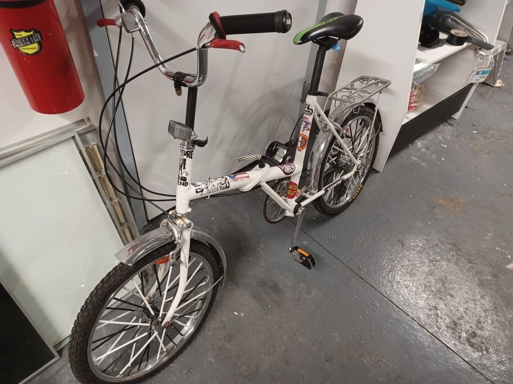 Stowaway 12-Speed Folding Bike

