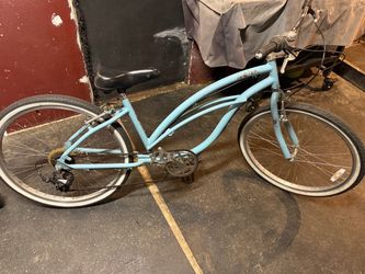 Schwinn Beach Cruiser
