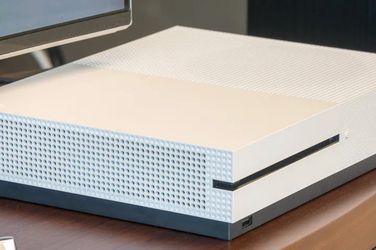 Xbox One S