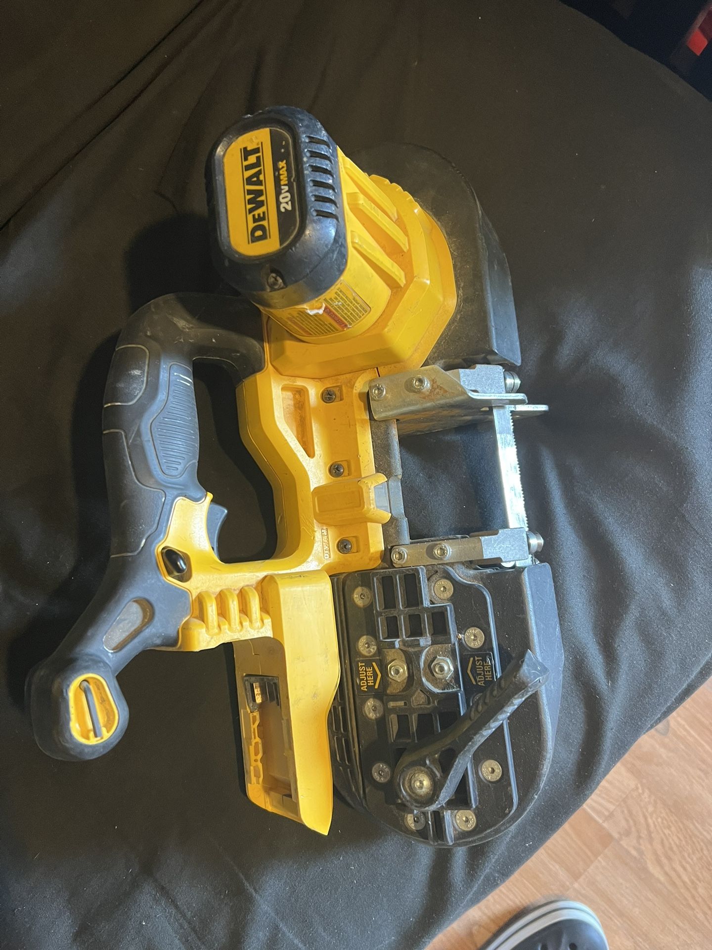 Dewalt Saw
