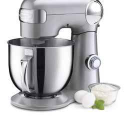 Cuisinart Stand Mixer, 12 Speeds, 5.5-Quart Mixing Bowl, Chef's Whisk, Flat Mixing Paddle, Dough Hook, and Splash Guard with Pour Spout, Silver Lining