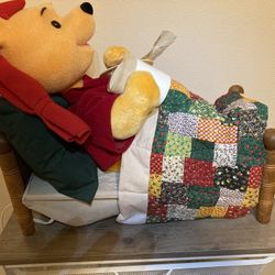 Winnie The Pooh Waiting For Santa 