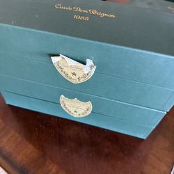2 PCs Vintage 1985 Cuvee' Dom Perignon Champagne Empty Box w/ orig. Booklet