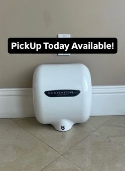 100% Working Xlerator Excel Hand Dryer (NEED GONE ASAP)