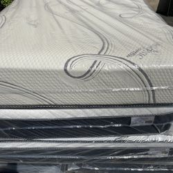 Memory foam 🛏️💤 12" inches tall ☑️Great Quality Mattress ☑️All sizes  ☑️Sale day delivery🚚 ☑️Twin sizes $190 ☑️Full sizes $290 ☑️Queen sizes $305 