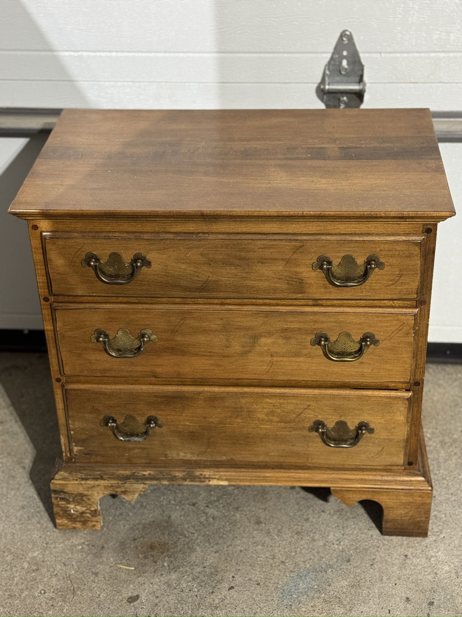 Ethan Allen 1776 Chairside Collection Small 3 Drawer Chest