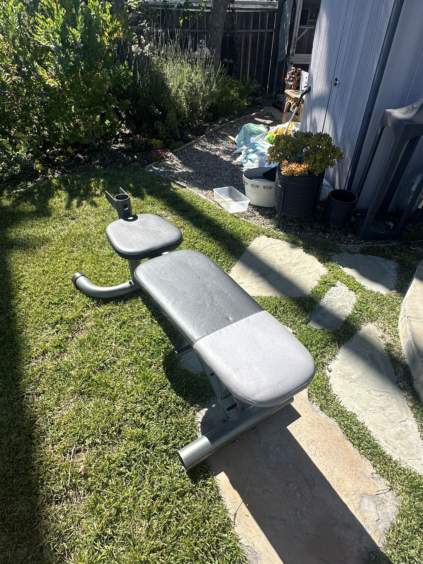 Adjustable Weight Bench