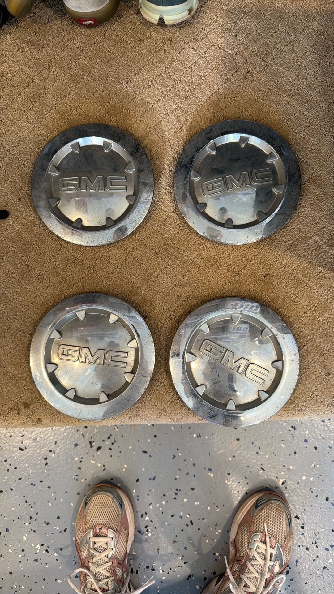 GMC Hubcaps
