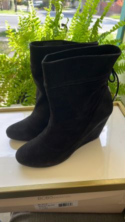 BCBG ankle boots 