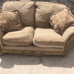 7 Great Condition Sofa Cushions All For $20